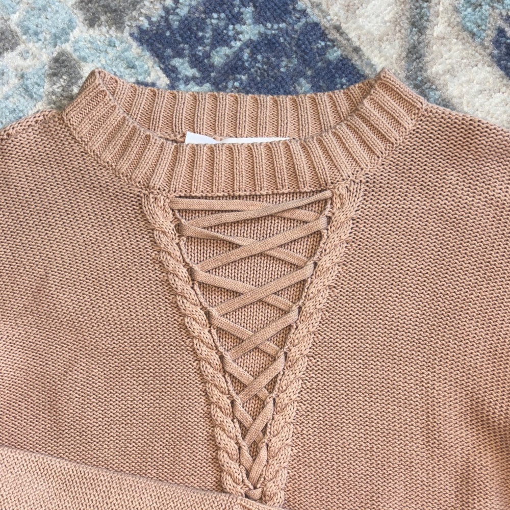 Cable Lace-Up Crewneck Sweater - Beige - Picture 2 of 2